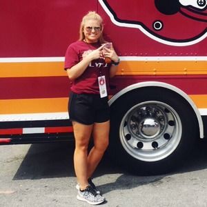 Meet your Posher, Emily